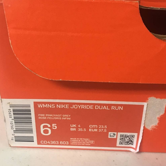 NIKE WOMENS SIZE 6.5 JOYRIDE DUAL RUN RUNNING SHOES, PINK - Picture 8 of 8